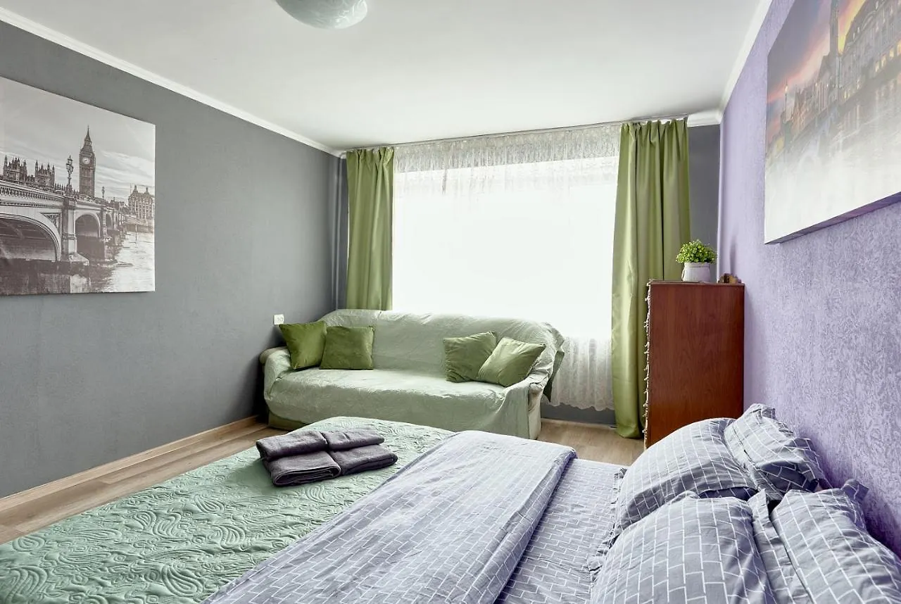 Apartman Две Больших Спальни - Улица Бассейная 11 Метро Дворец Спорта Напротив Тц Гулливер Улица Крещатик 1 Минута Kijev